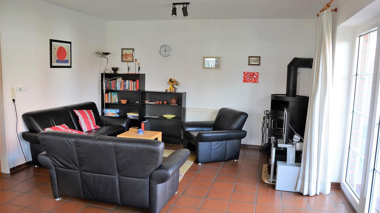 Wohnzimmer u mit Kamin Wohnzimmer u mit Kamin